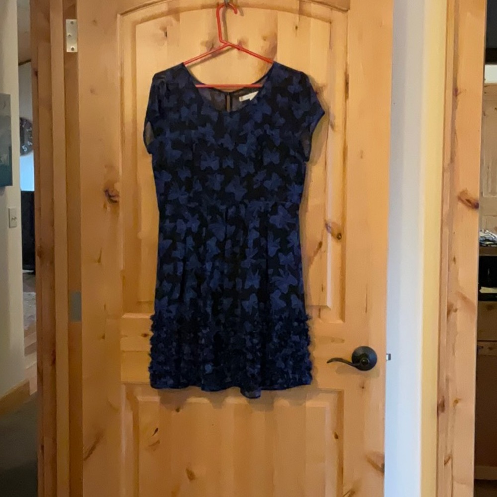 Loren Conrad beautiful dress size 12 excellent condition no stains or tears